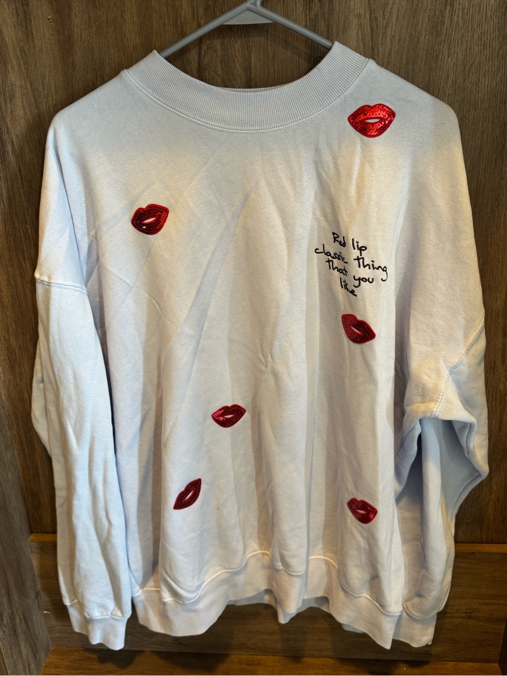 Taylor Swift - SEQUIN RED LIP CLASSIC THING THAT YOU LIKE CREWNECK SWEATSHIRT L